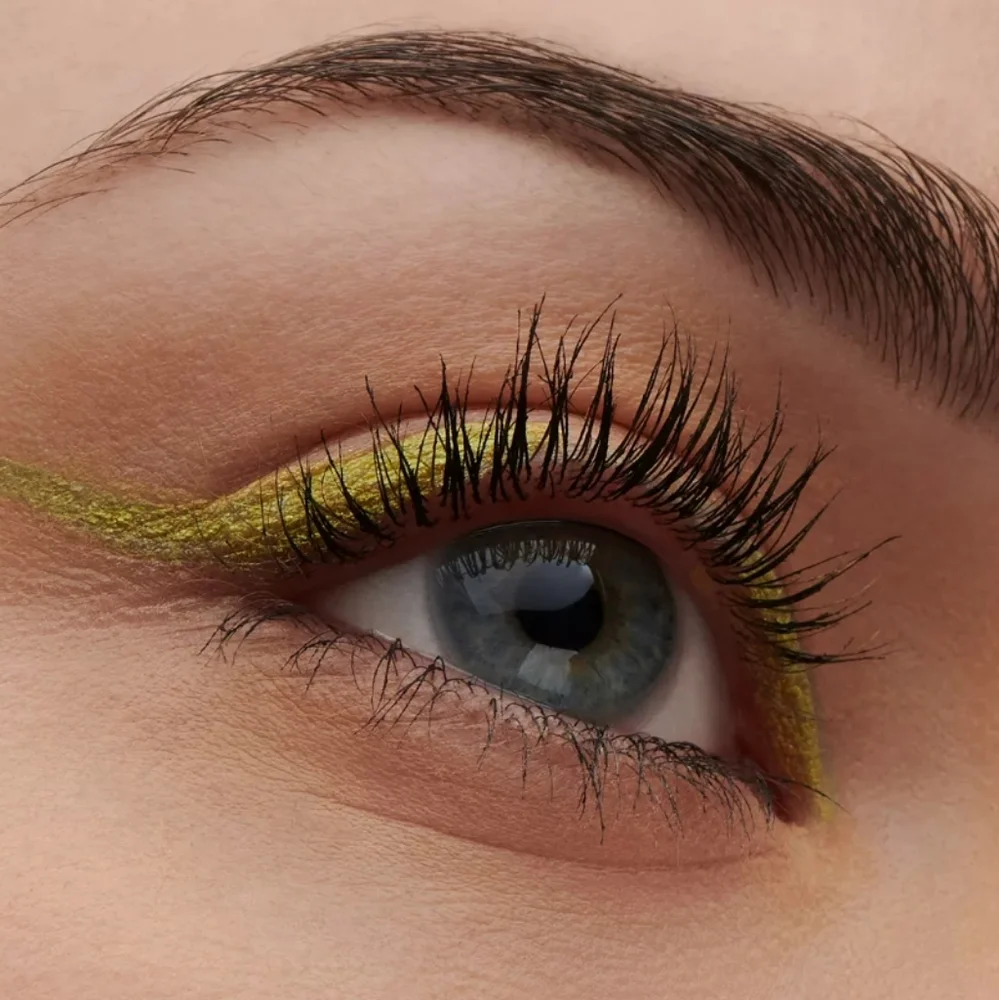 MAC Gleam On Colour Excess Gel Pencil Eye Liner